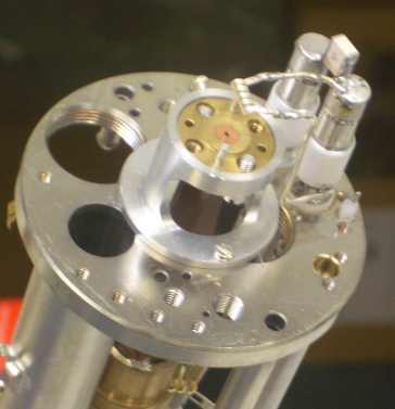 Simple DNP Resonator mounted on Probehead